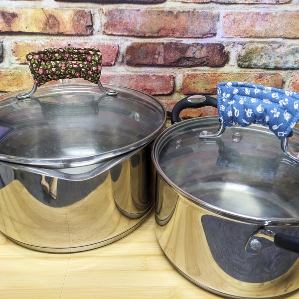 Pan Lid Handle Wrap Set (2 pc): Heat Resistant Kitchen Accessory