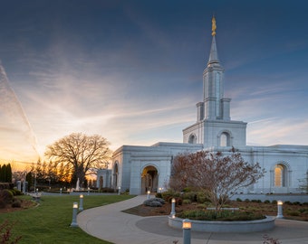 Sacramento California LDS Temple at sunset