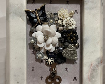 Vintage jewelry artwork Grey black marble flower bouquet 4x6 frame decoration gift