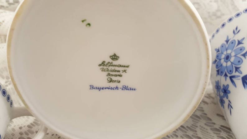 creamer and sugar bowl. Seltman Weiden Doris Bayerisch Blau Coffee pot