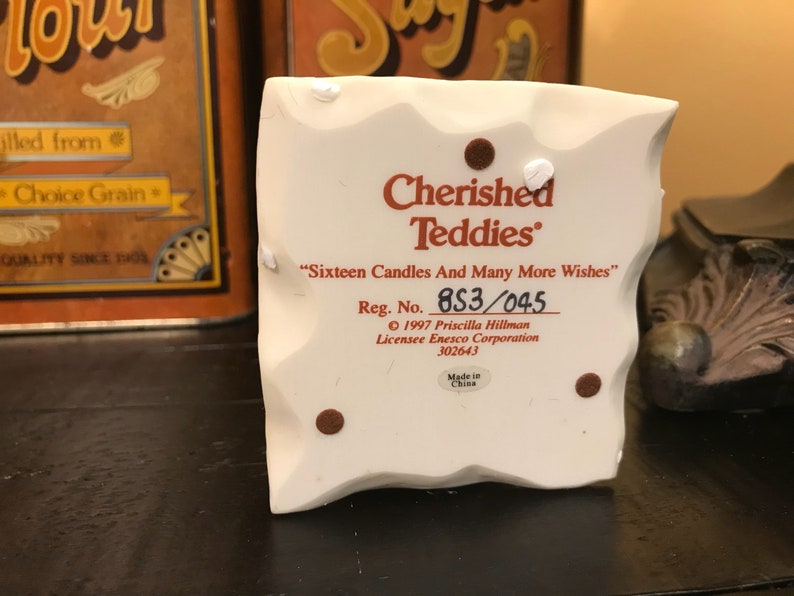 Vintage 1997 Cherished Teddy Sixteen Candles /& Many More Wishes