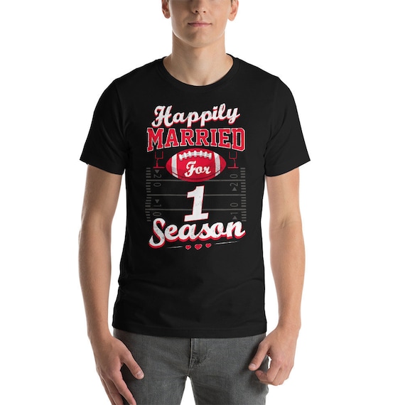 1 Years Wedding Anniversary T-Shirt Football Couple Gift 1 Years Wedding Anniversary T-Shirt Football Couple Gift
