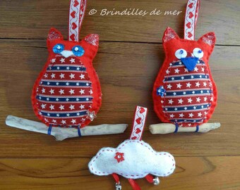Owls and cloud made of felt and Driftwood
