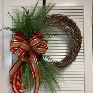 Christmas Glitzy Wreath, Door Wreath for Holiday, Christmas at Home Wreath, Holiday Wreath for Front Door, Gold and. Red Wreath for Door