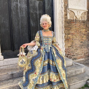 Historical Costume of the 1700s, 18th Century Costume, Carnival Costume, Halloween Costume