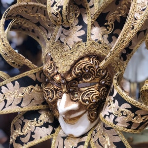 Original Venetian papier-mâché mask Joker Grandissimo