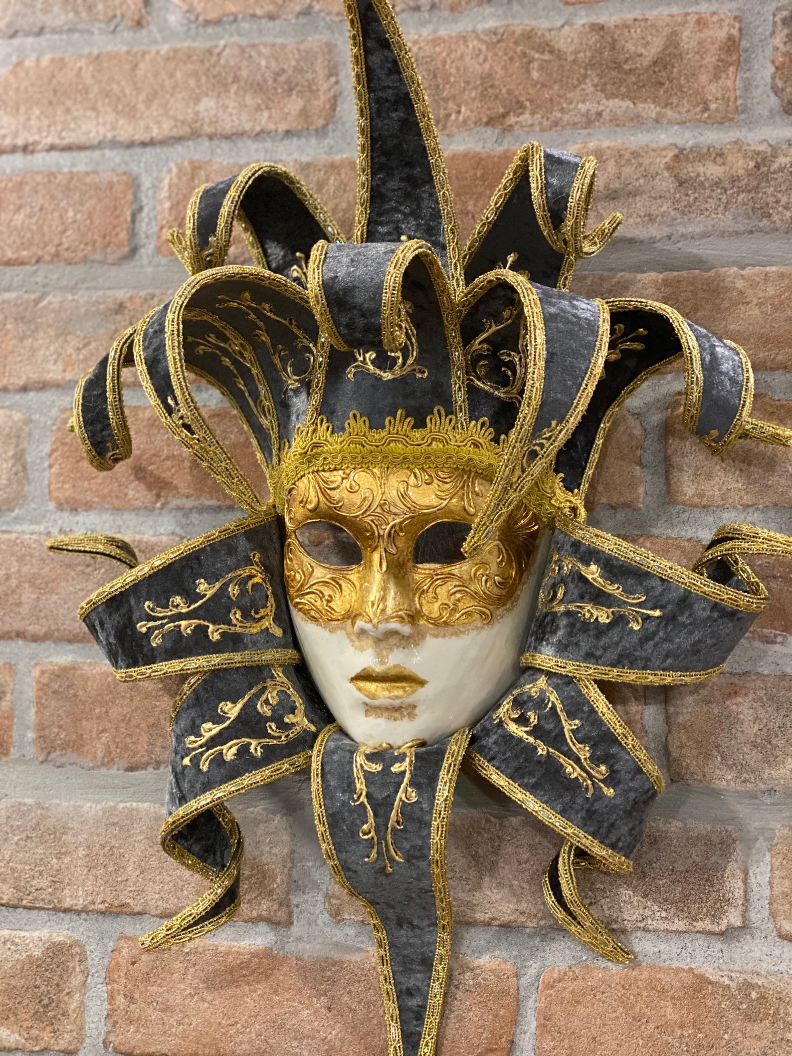 Jolly Venetian Mask Carnival Mask Handmade in Papier-mâché - Etsy