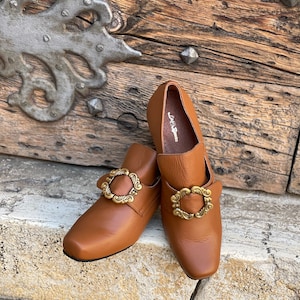 18th century, 18th century shoes made of leather.