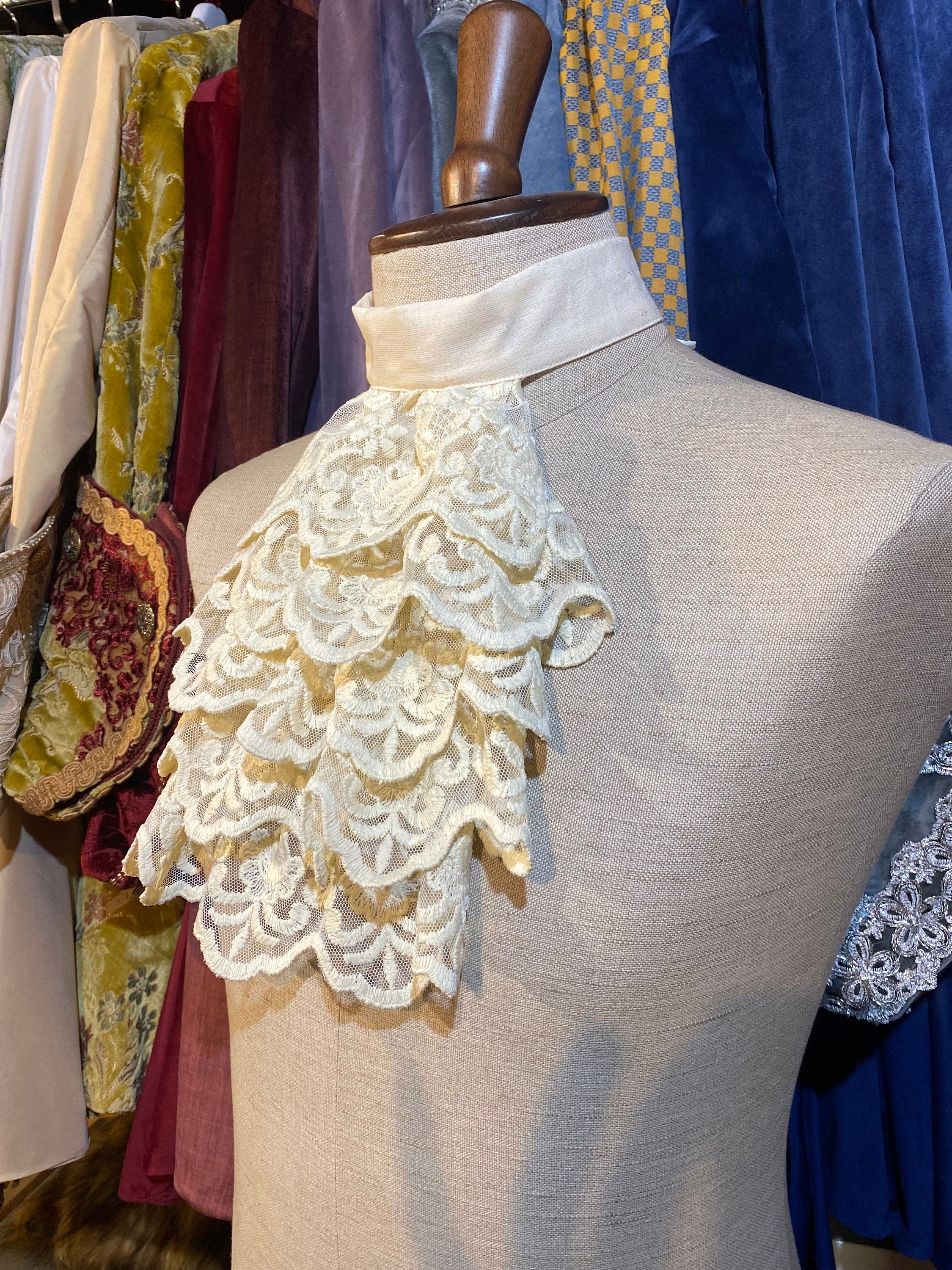 Lace Jabot in White or Black or Cream Color - Etsy
