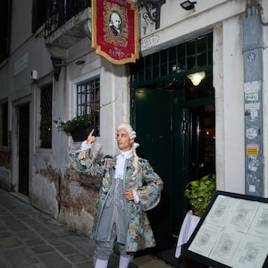 Historical Costume of the 1700s for Men, 18th Century Period Costume, Carnival Costume, Halloween Costume