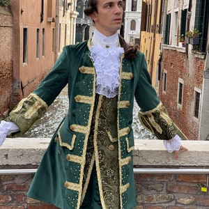 Historical Costume of the 1700s for Men, 18th Century Period Costume, Carnival Costume, Halloween Costume