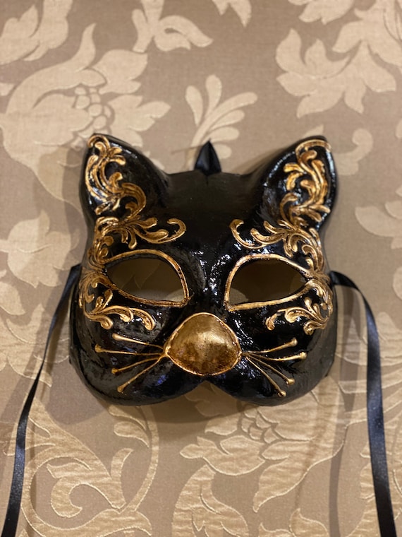 ハロウィン仮装仮面ベネチアンマスク羽根カーニバルマスク女ゴールド刺繍黒ピンク金 Amazon.co.jp: ハロウィン マスクベネチアンマスク 仮面