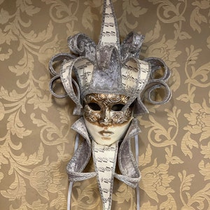 Máscara veneziana, máscara cinza alegre, máscara de carnaval, máscara de Halloween
