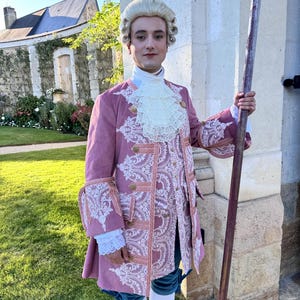 Costume historique des années 1700 pour hommes
