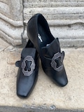 Historical shoes of the 18th century, Reproduction of the 18th century, Made of leather, Vintage shoes
