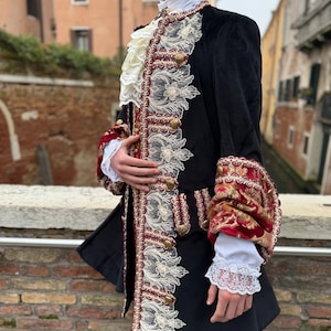 Costume historique des années 1700 pour hommes