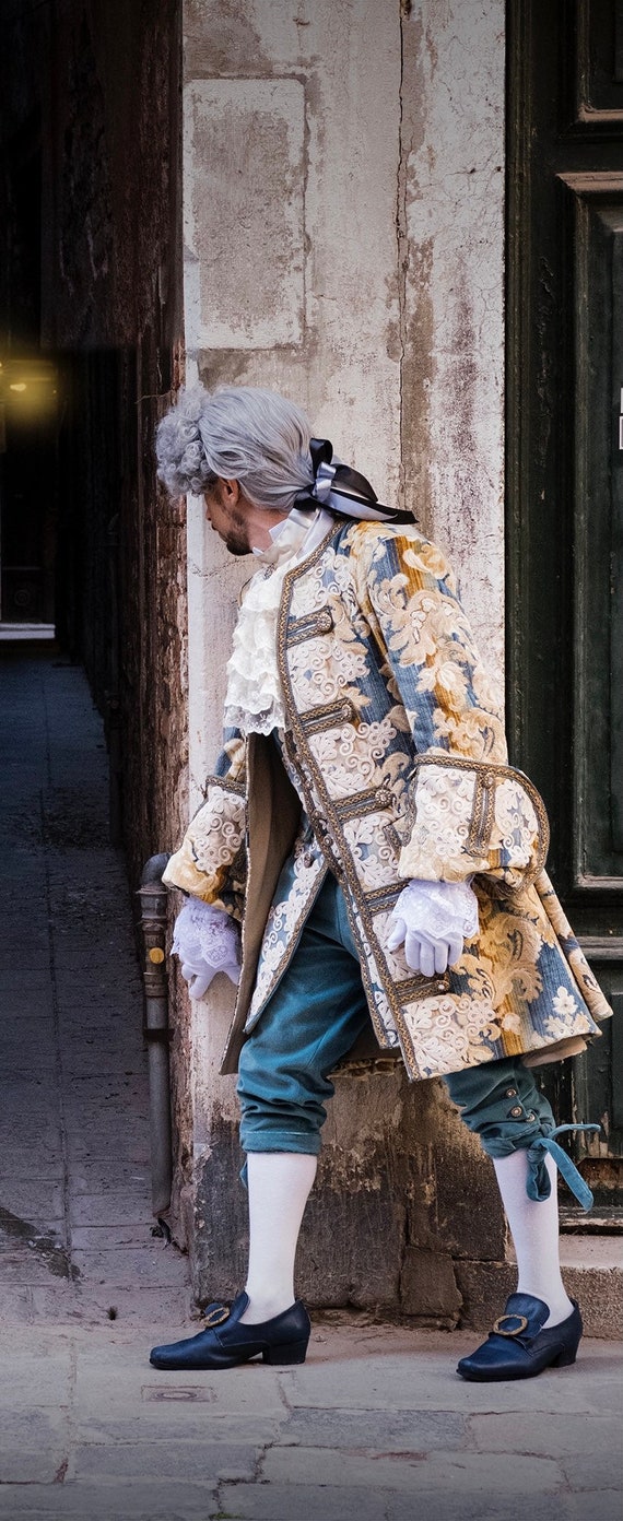 Historical Costume of the 1700s for Men -  Denmark