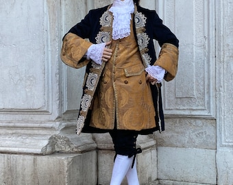 Historical Costume from the 1700s for Men, 18th Century Period Costume, Carnival Costume, Halloween Costume