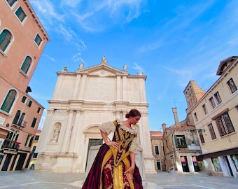 Historical dress of the 1600s, 17th century reproduction, handmade