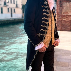 Costume historique des années 1700 pour hommes