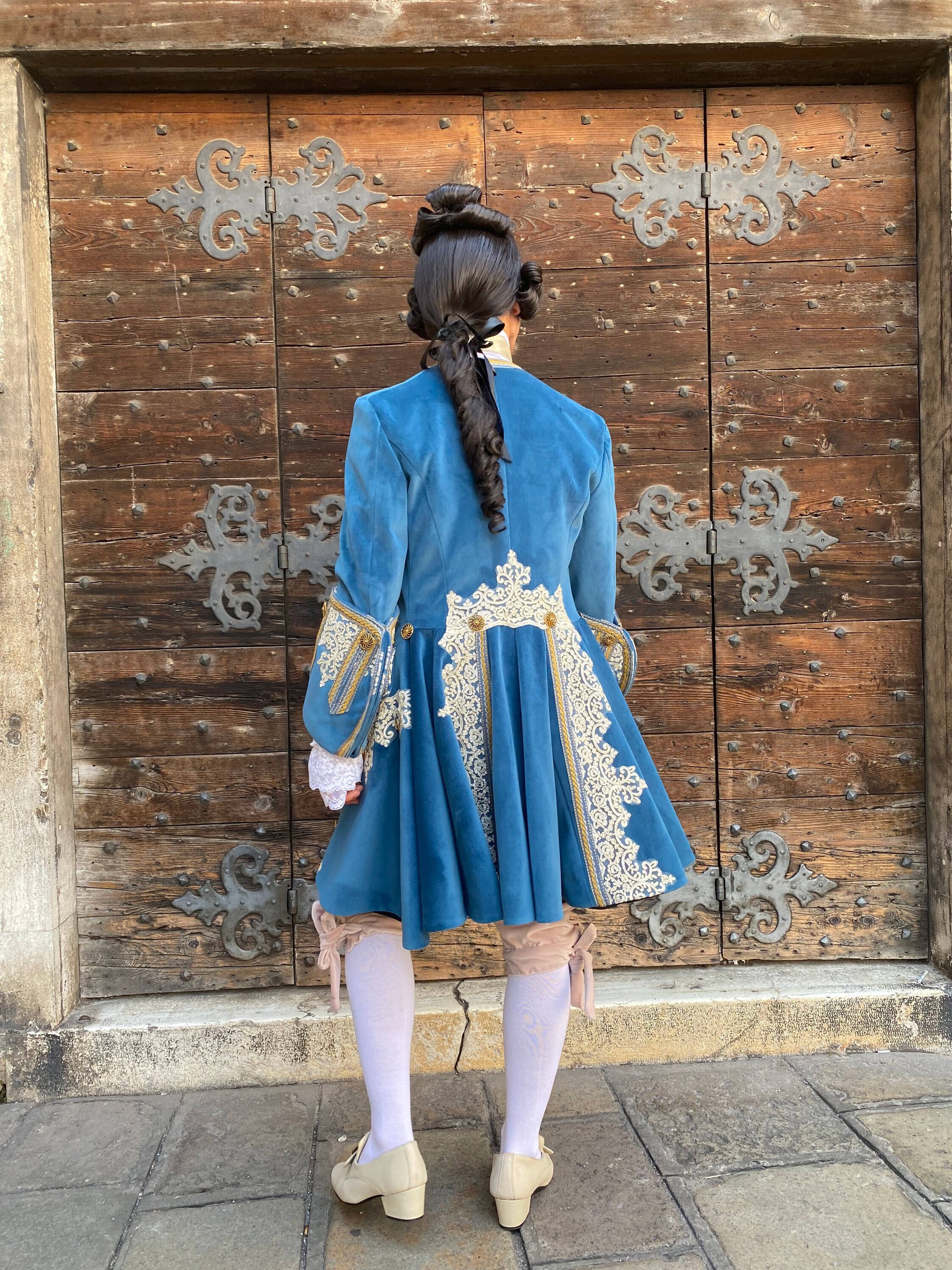 StyleFile#58: Going Global  Costumes around the world, Historical fashion, Historical  clothing