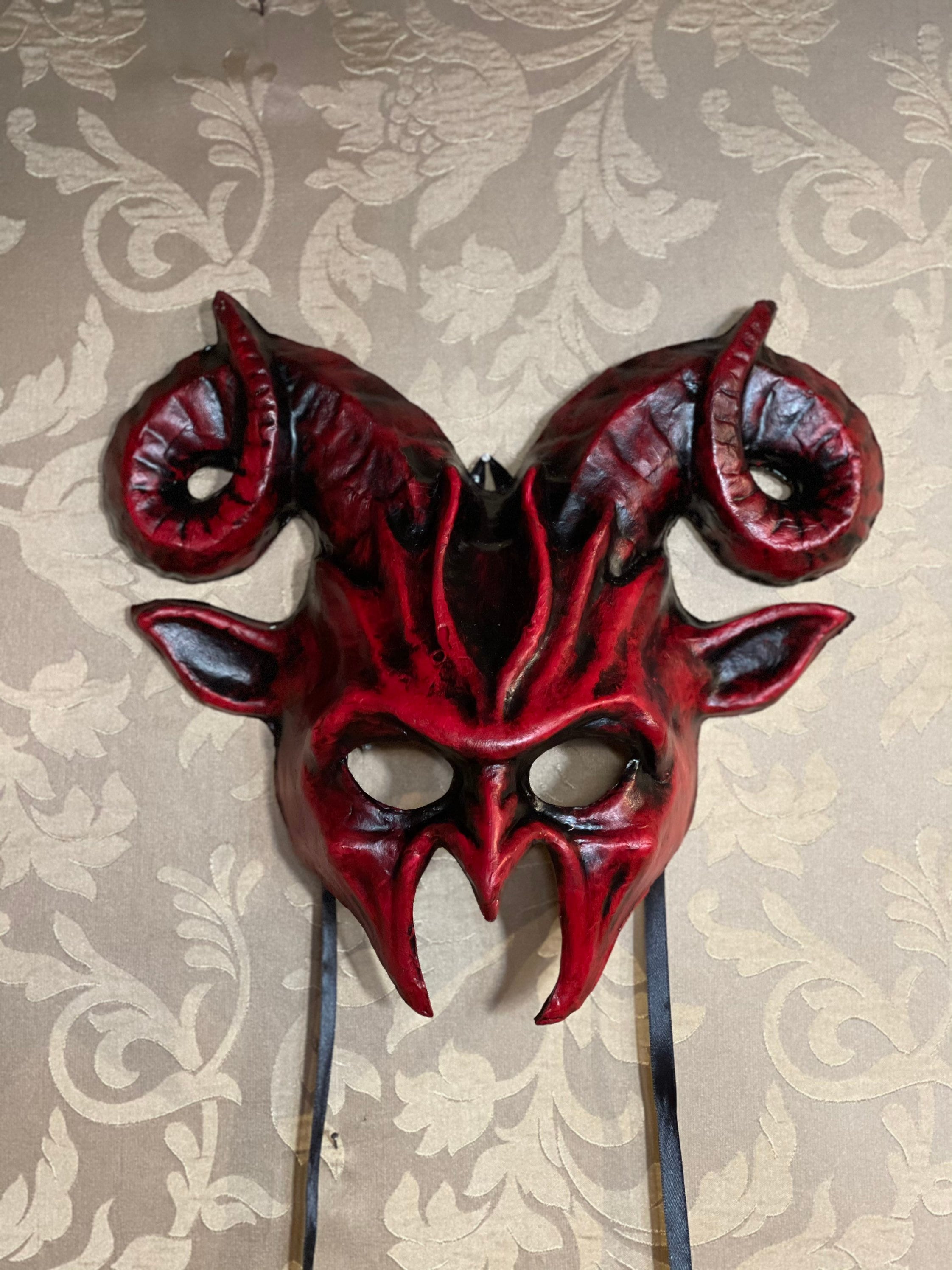 DEVIL Mask Máscara de Halloween de papel maché hecha a mano - Etsy México