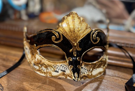 ヴェネツィアのコロンビーナマスク、張り子で手作り - Etsy 日本