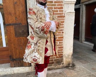 Historical Costume from the 1700s for Men