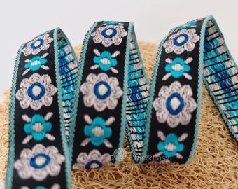 Floral Jacquard Ribbon: Geometric Embroidered Woven Trim - 1 Yard MZZD005