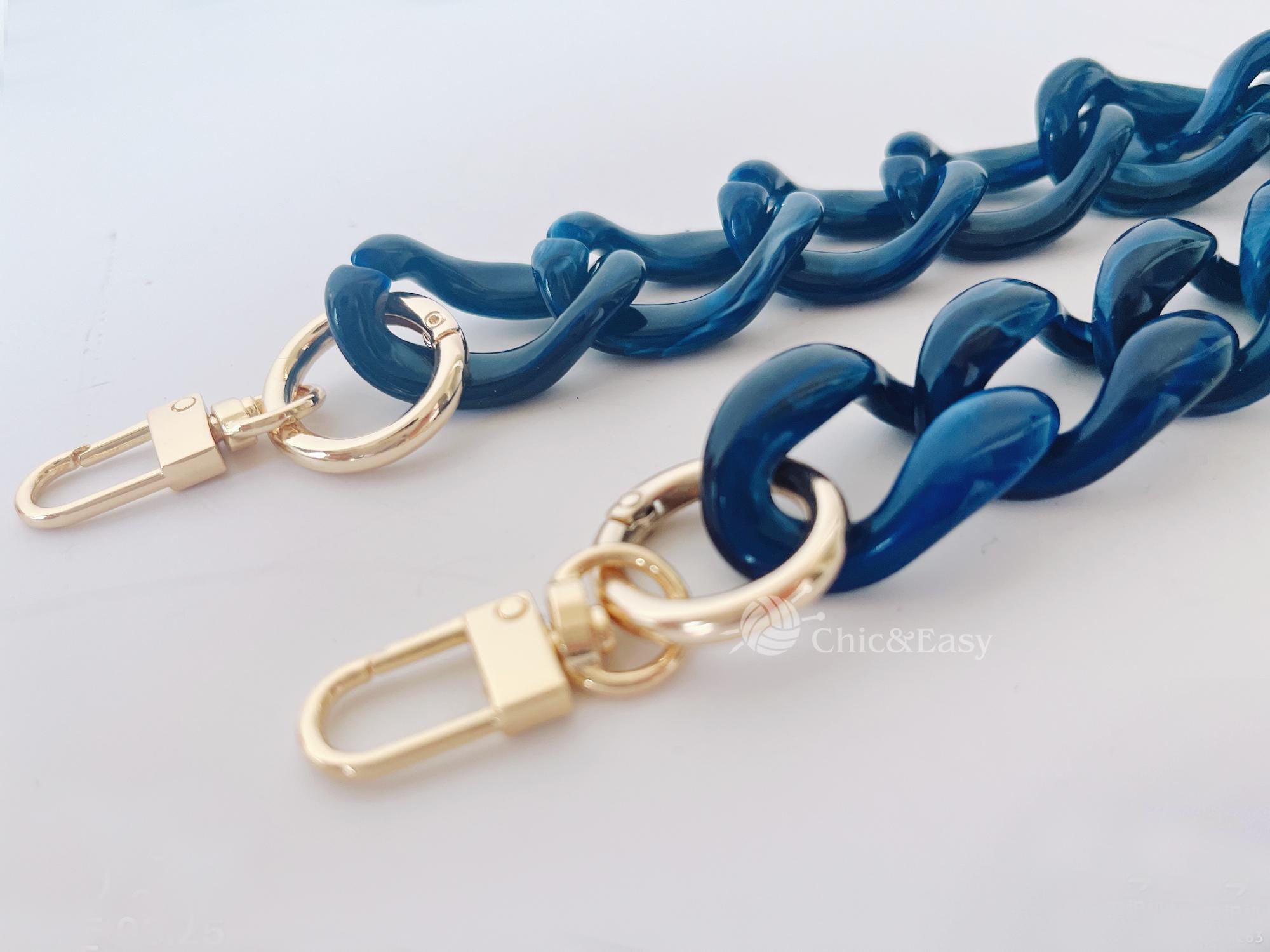 A piece of Acrylic Chain Purse Chain Strap Handle Plastic Handles for Bag, Handcraft Material for Handbag Making CAE-Z113