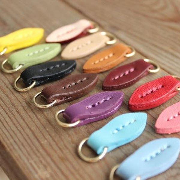 A Piece of Genuine Leather Zipper Pull Leather D-Ring Closures For Handbag CAE-R211