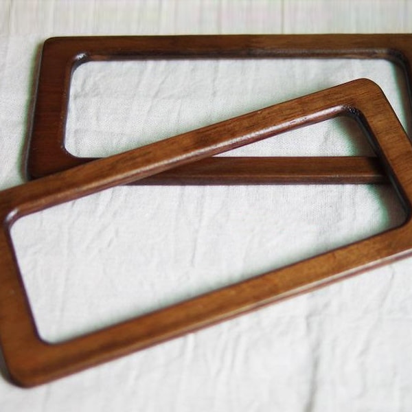 Un paio di maniglie rettangolari in legno per borsa, materiale artigianale per la realizzazione di borse CAE1106
