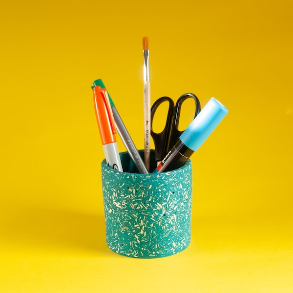 Pen Pot - 6 colours - Makeup Pot, Pencil Pot, pencil holder, desk tidy, paint brush holder