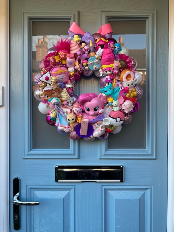 Large luxury kitsch pink toy wreath - 'The Pinkie Pie'
