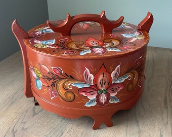 Large Vintage rosemaling Tine box from Norway, Norwegian rosemaling art, unique painted traditional folk art collectible