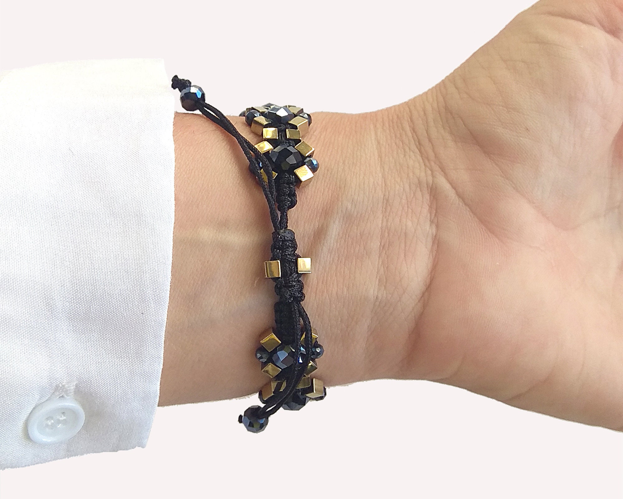 ブレスレット bracciale elegante oro e nero con cristalli e perla Bracciale nero e oro, Bracciale con cristalli scintillanti