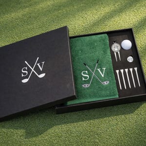 Personalised Golf Gift Box Set – Embroidered Golf Towel, Golf Repair Tool, Golf Ball Marker, Golf Tees and Golf Ball - Gift for Golfer