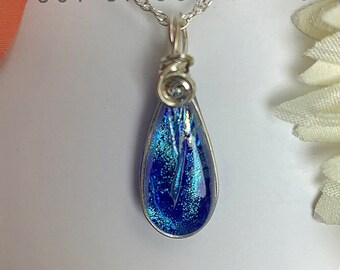 Capri - Teardrop Pendant with Silver Spiral