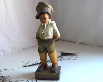 Vintage Français Sculpture, Pape Comme, Vieille Sculpture Enfant, Image Enfant Fumant, Sculpture en plâtre, Pauvre Enfant Figure, Enfant qui travaille