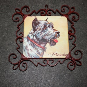 Hond Tegel, Antieke Keramiek, Smeedijzeren Frame, Antieke Tegel, Handgeschilderde Tegel, Decoratie, Spanje. Ingelijste tegel