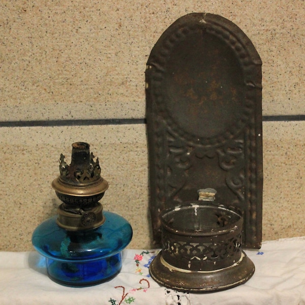 Antique Oil Lamp wall , French Oil lamp, Kerosene Glass Lamp, Rustic Corrage Decor, Antique French Lamp, Petroleum Lamp