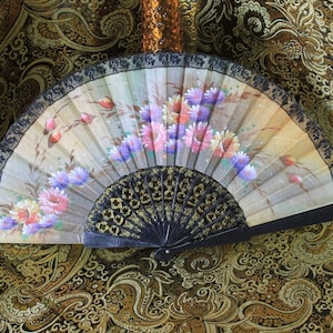 Bouquet Flowers Fan, Screen Printed Fabric Fan, Black Lace Fan, Vintage Plastic Fan, 70s Fan, Hand Fan