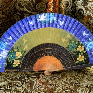 Flowers Fan, Hand Painted Fabric Fan, Openwork Wood Fan, Vintage Fan, 30&#39;s Fan, Hand Fan, Spanish Fan