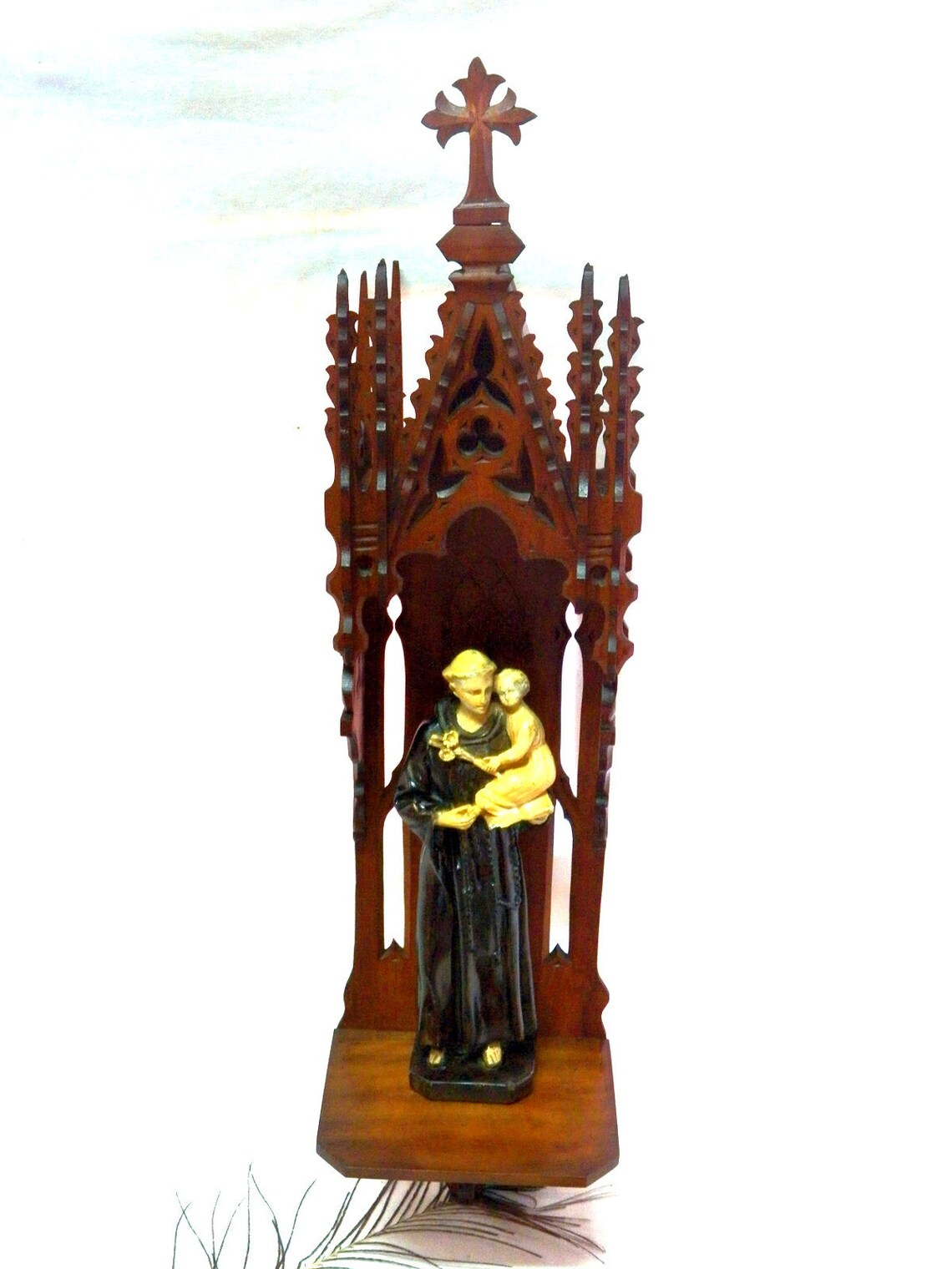 Great Wall Chapel 31'5 Inches Old Chapel Neo-Gothic image 0