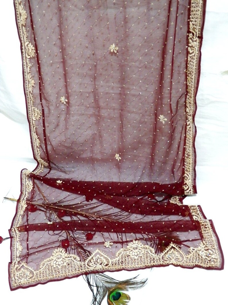 Arabic Tablecloth Silver Thread Embroidered Image 0
