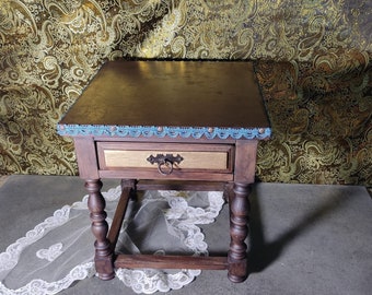 Antigua Mesa Auxiliar Rústica, Mesa Madera 20', Mesa Madera Pueblo, Mesita Auxiliar, Mesa Noche, Mesa Artesanal, Andaluza.