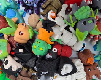 Halloween Pocko Pets | 3D Printed Articulated Mini Fidgets | Pick Your Own or Random 10 Pack | Trick or Treat Party Favors