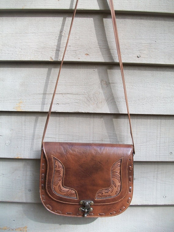 Quality Vintage Faux Leather saddle bag purse, Vi… - image 10