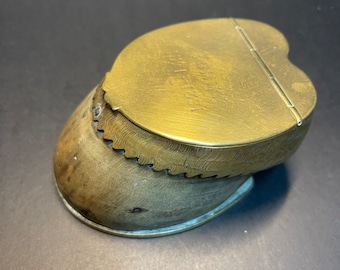 Antikes Rennpferdenhuf-Tintenfass