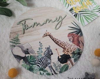 Safari Name Sign- children's door sign- wooden nursery decor - jungle theme playroom decor - personalised gift - circle name plaque